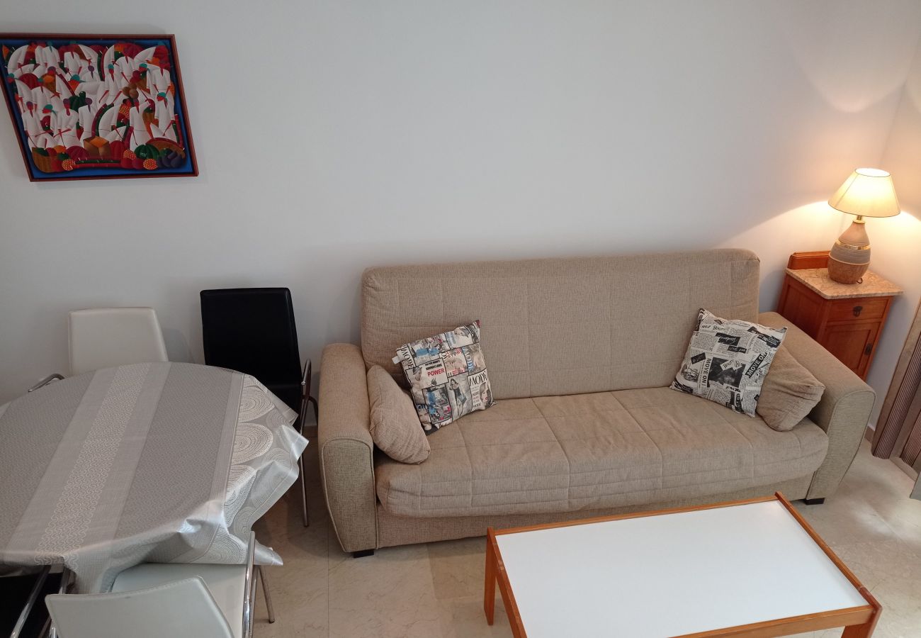 Apartamento en Xeraco Playa - Dorasal Bl. A esc VI 2º pta. 4 ático