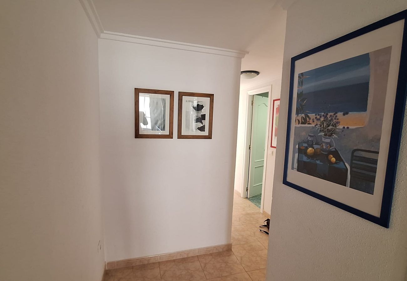 Apartamento en Xeraco Playa - Parquemar III-IV bl.I esc.B 4º pta.8 Solo Familias