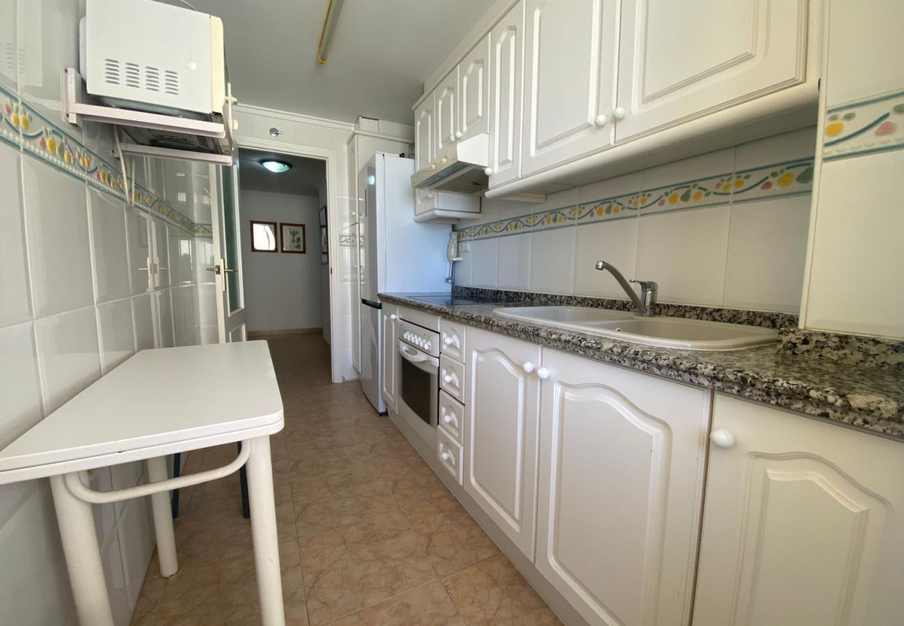 Apartamento en Xeraco Playa - Parquemar III-IV bl.I esc.B 4º pta.8 Solo Familias