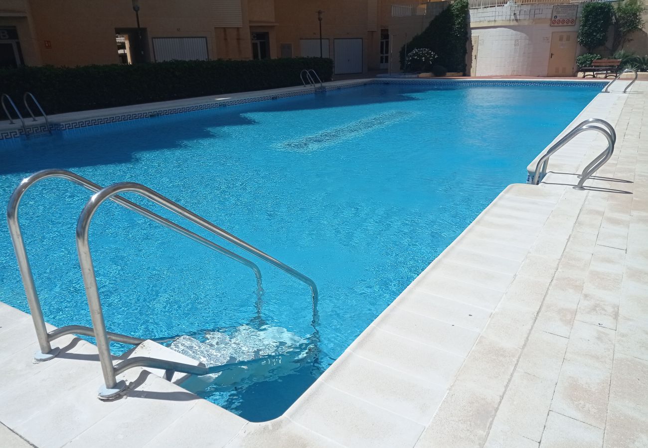 Apartamento en Xeraco Playa - Parquemar III-IV esc.C 4º Solo Familias!