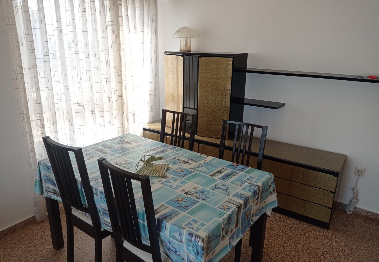 Apartamento en Xeraco Playa - 4.Las Olas bl.I 4ºC (pta.15)