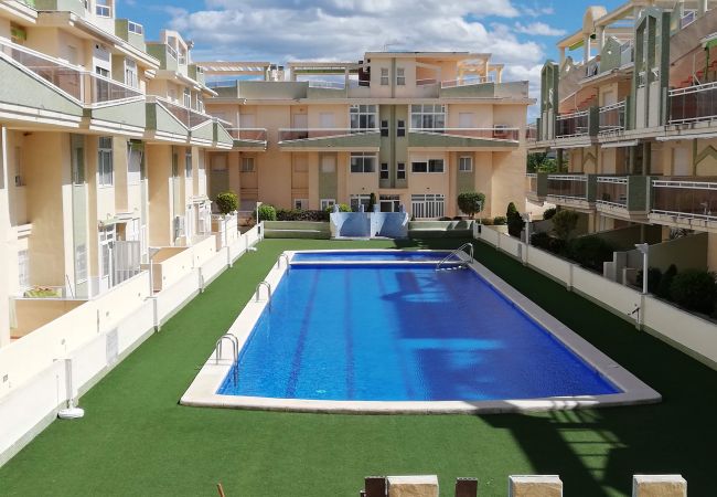 Apartamento en Xeraco Playa - 4.Delfines III bl.IV esc.2 1º pta.4