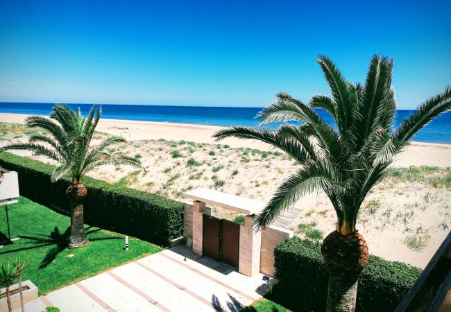 Apartamento en Xeraco Playa - 4.Xeracsol III esc.ext. 2º pta.2ª (Garaje 18)