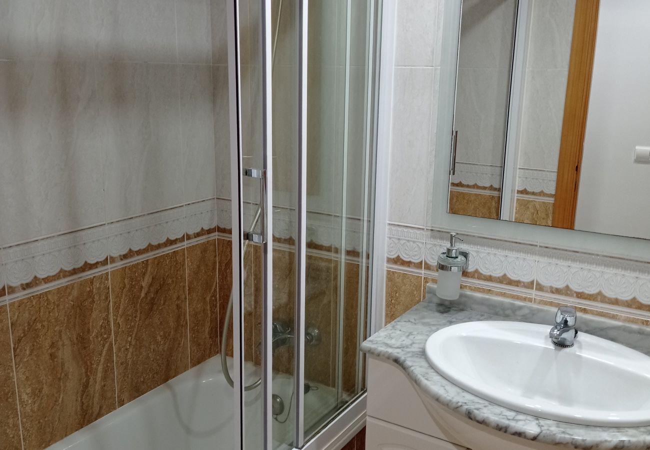 Apartamento en Playa de Gandía - 1.Palmeras III Bl. I esc. 5 5ºJ