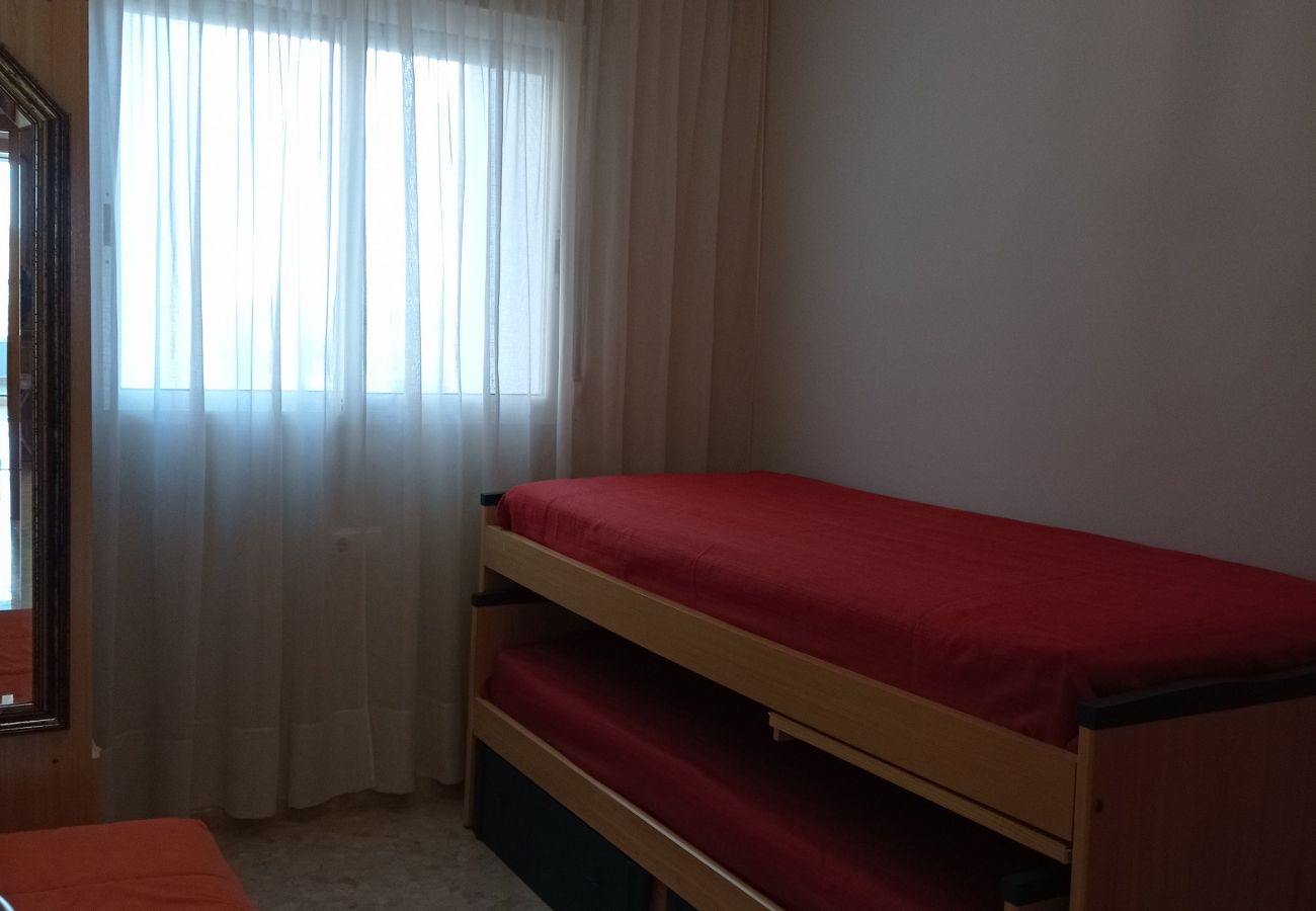 Apartamento en Playa de Gandía - 1.Palmeras III Bl. I esc. 5 5ºJ