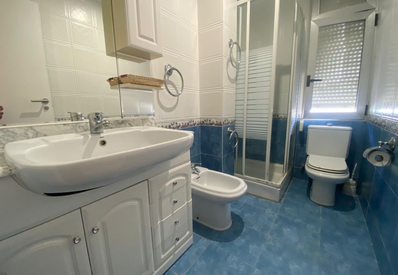 Apartamento en Xeraco Playa - Avda La Mota 1º  Solo Familias!