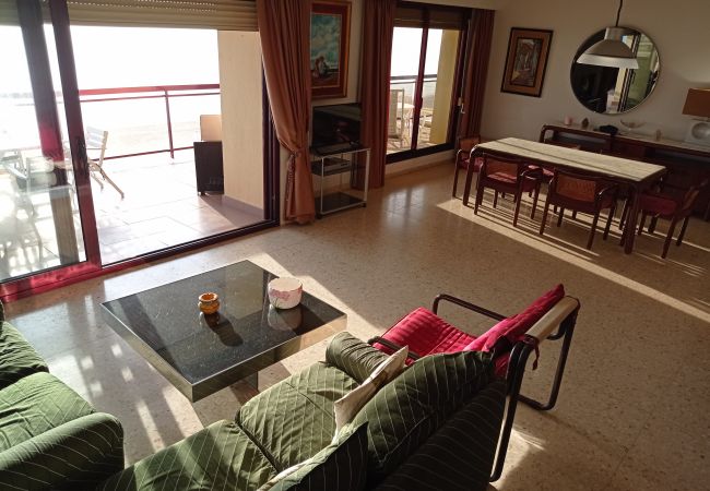 Apartamento en Playa de Gandía - 1.Albatros esc.B 10 ptas.19