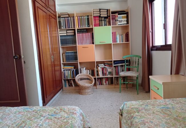 Apartamento en Playa de Gandía - 1.Albatros esc.B 10 ptas.19 Apartamento en Playa de Gandía - 1.Albatros esc.B 10 ptas.19