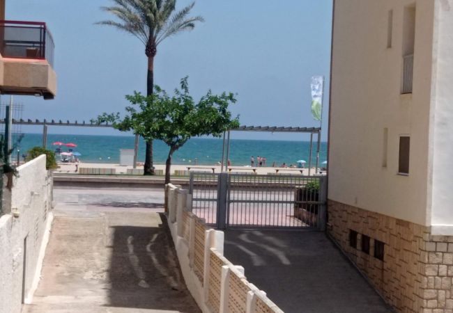 Apartamento en Playa de Gandía - 1.Albatros esc.B 10 ptas.19