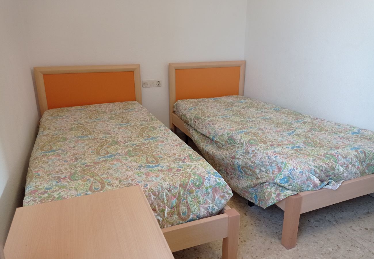 Apartamento en Playa de Gandía - 1.Albatros esc.B 10 ptas.19