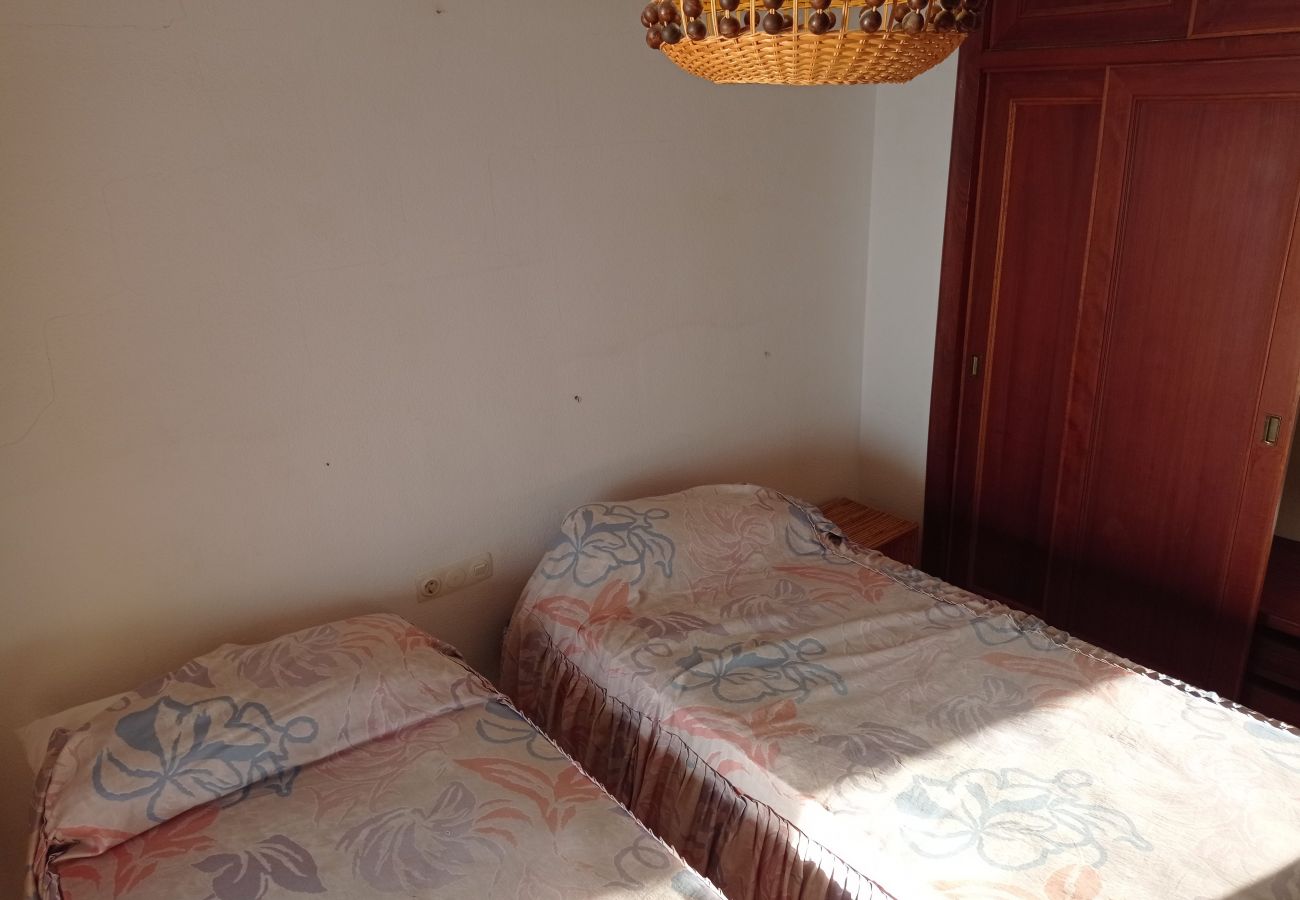 Apartamento en Playa de Gandía - 1.Albatros esc.B 10 ptas.19