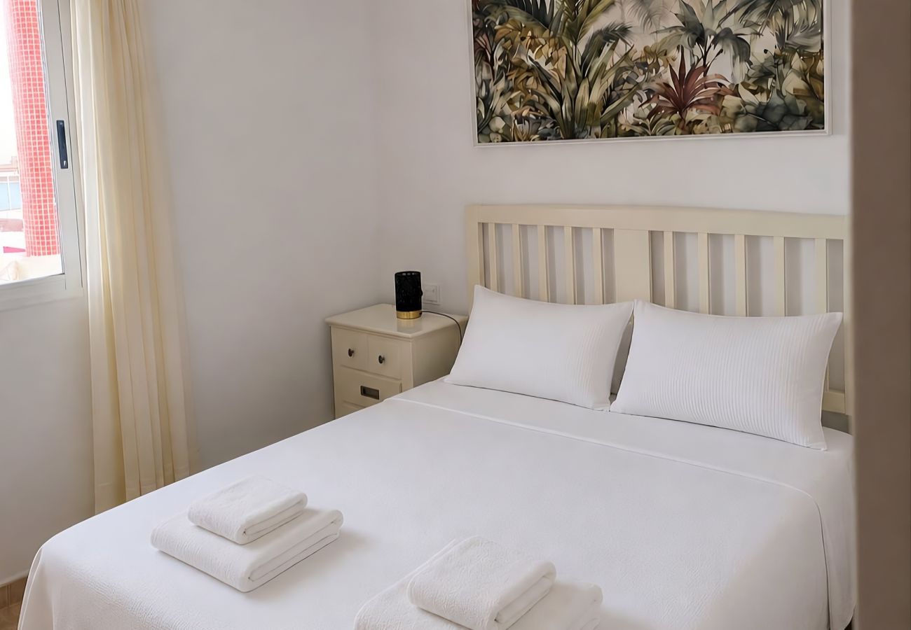 Apartamento en Xeraco Playa - Delfines VII bl.II 2º Solo Familias!