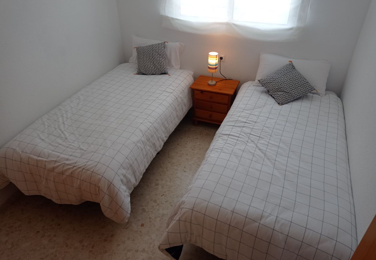 Apartamento en Playa de Gandía - 1.Palmeras III bl.II esc.1 4º B