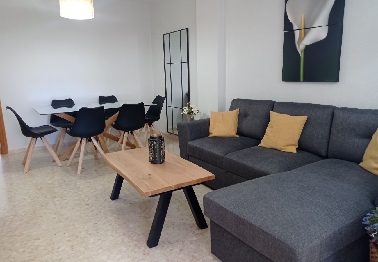 Apartamento en Playa de Gandía - 1.Palmeras III bl.II esc.1 4º B