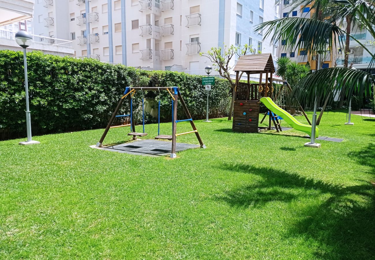 Apartamento en Playa de Gandía - 1.Palmeras III bl.II esc.1 4º B
