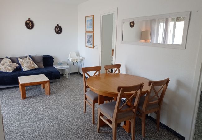 Apartamento en Playa de Gandía - 1.Mar Blau esc.I 3º pta 6 Apartamento en Playa de Gandía - 1.Mar Blau esc.I 3º pta 6