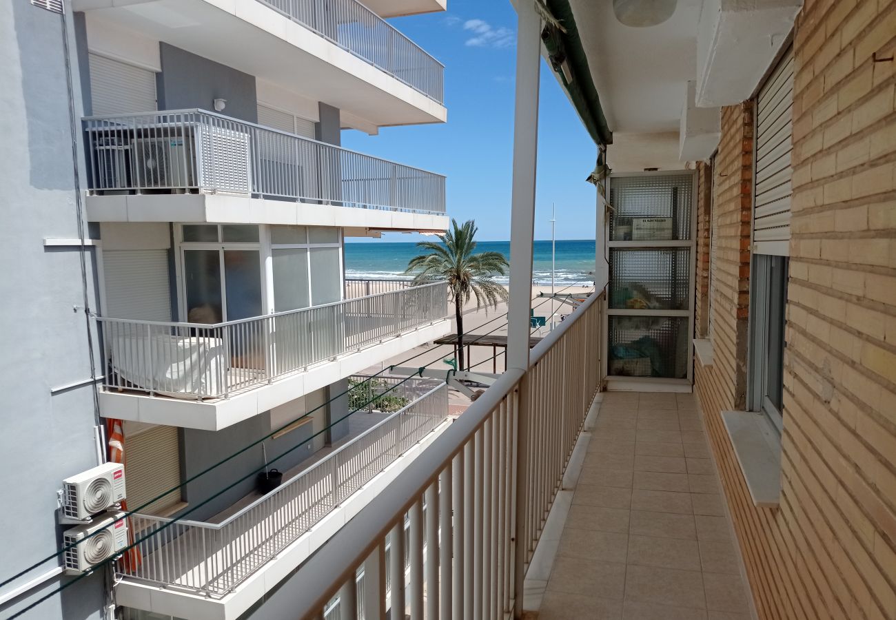 Apartamento en Playa de Gandía - 1.Mar Blau esc.I 3º pta 6