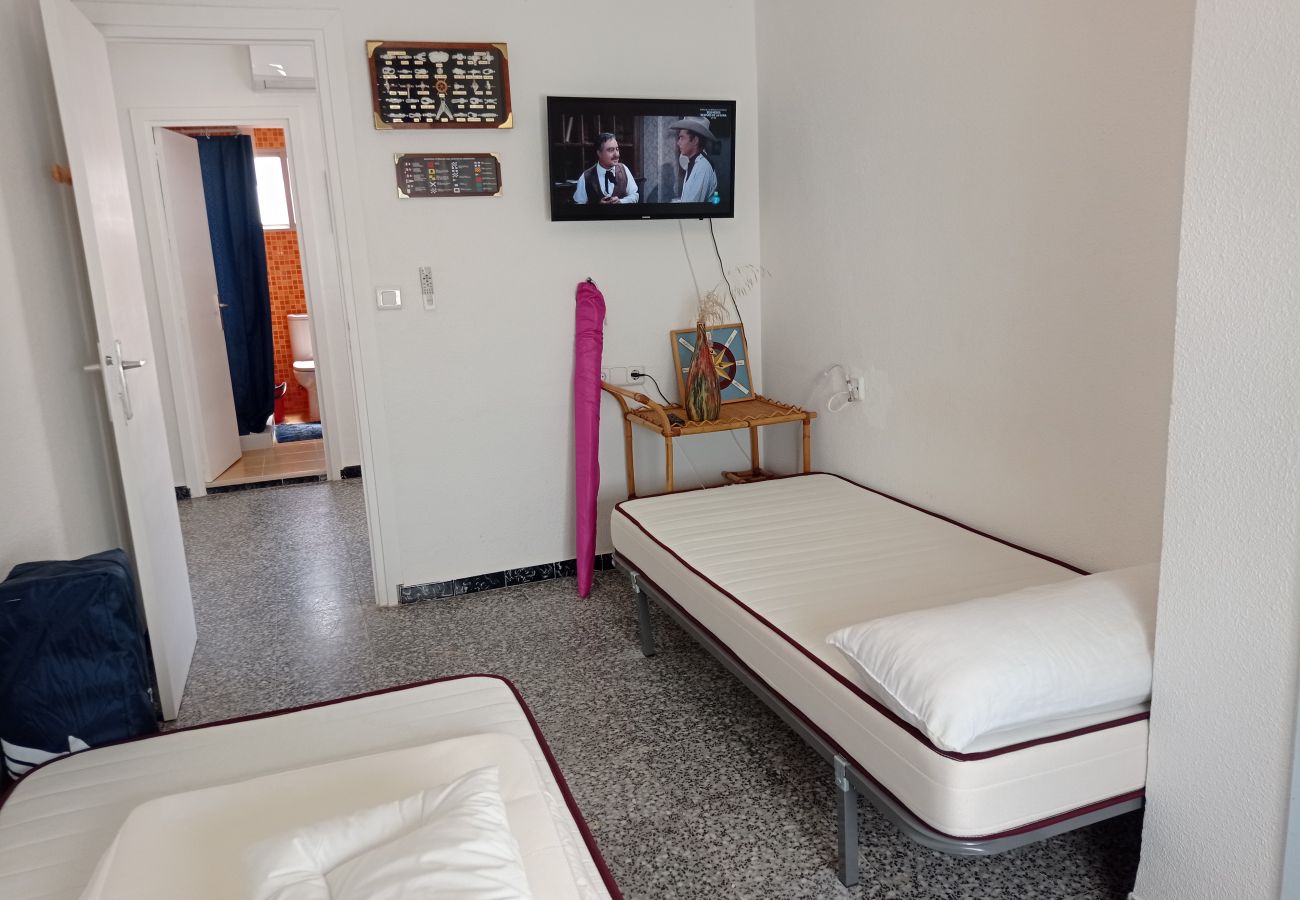 Apartamento en Playa de Gandía - 1.Mar Blau esc.I 3º pta 6