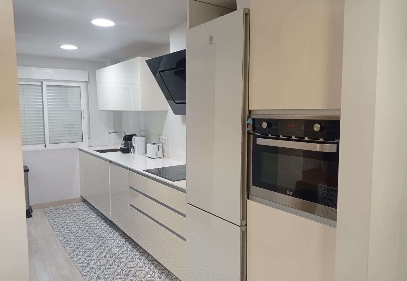Apartamento en Playa de Gandía - Mikonos IV 9º Solo Familias!