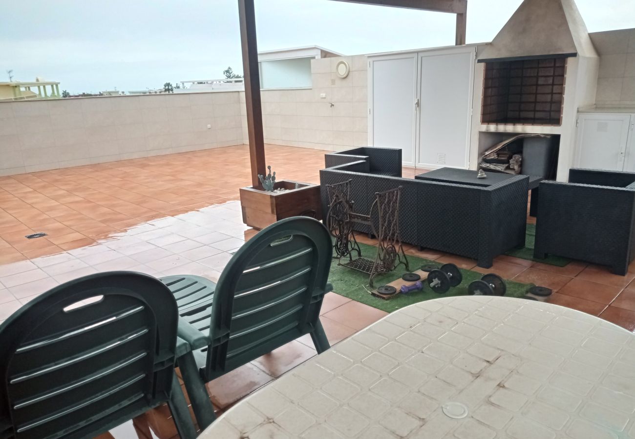 Apartamento en Xeraco Playa - Las Terrazas esc.I 2º pta.6 ático Solo Familias!