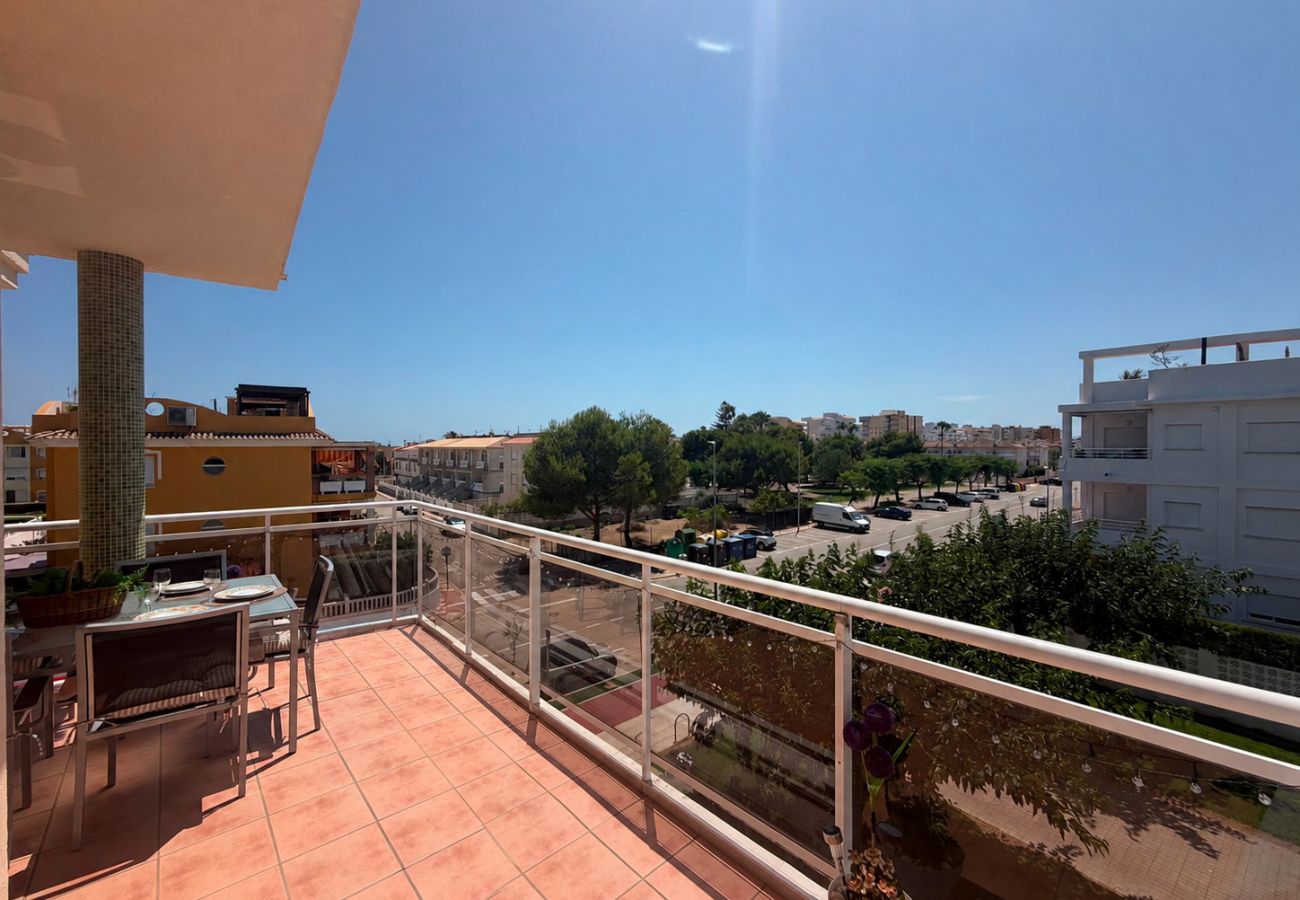 Apartamento en Xeraco Playa - Delfines III Bl.II esc.II 2º Solo Familias!