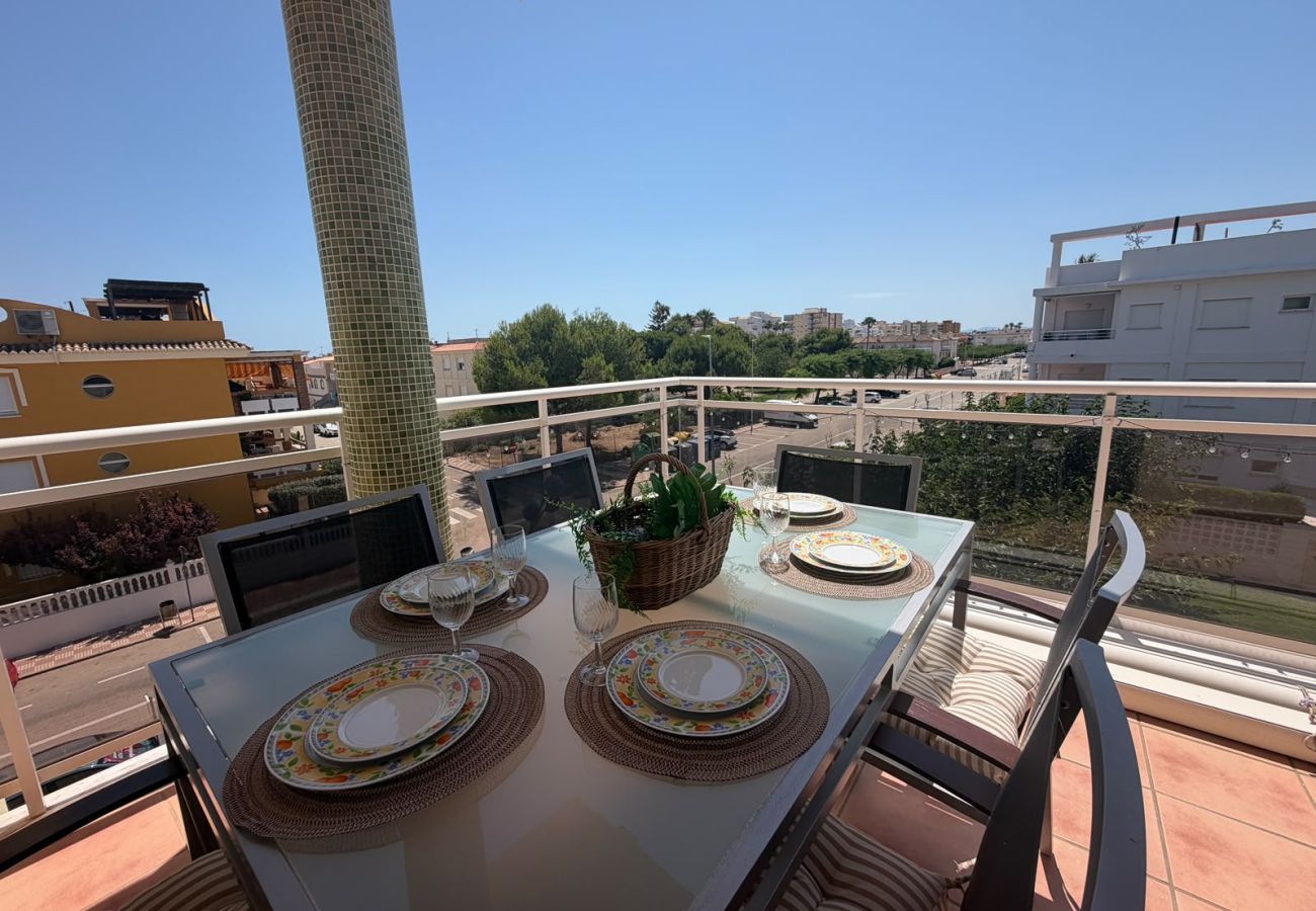 Apartamento en Xeraco Playa - Delfines III Bl.II esc.II 2º Solo Familias!