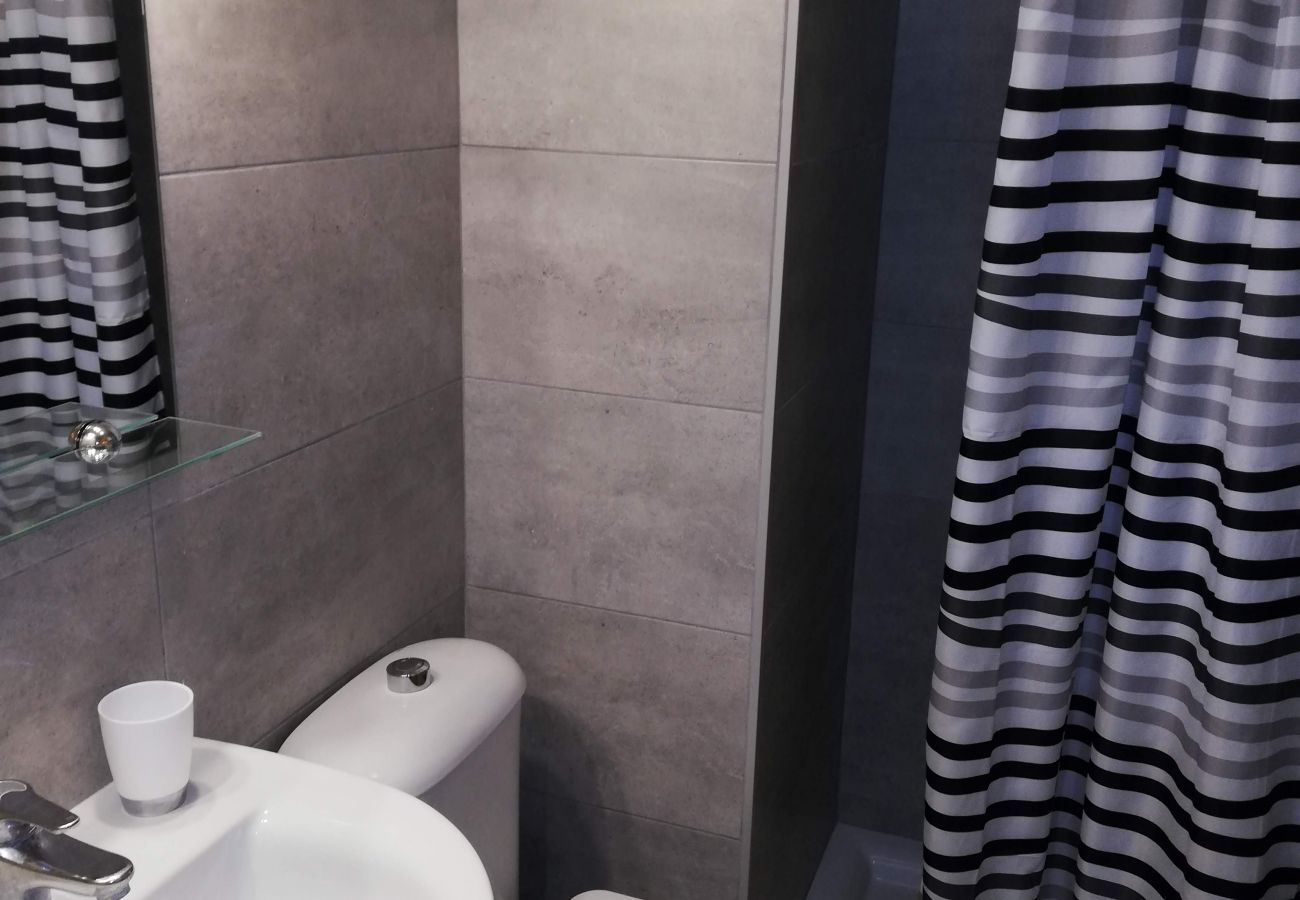 Ferienwohnung in Playa de Xeraco - Canal Salinas esc.II 2ºpta.6 izq. ático