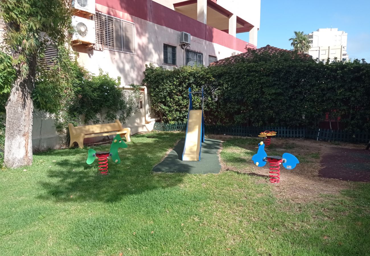 Ferienwohnung in Playa de Gandía - 1.Danio 5ºA (garaje 58)