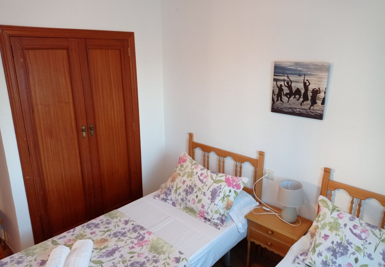 Ferienwohnung in Playa de Xeraco - La Marina I 4ºD