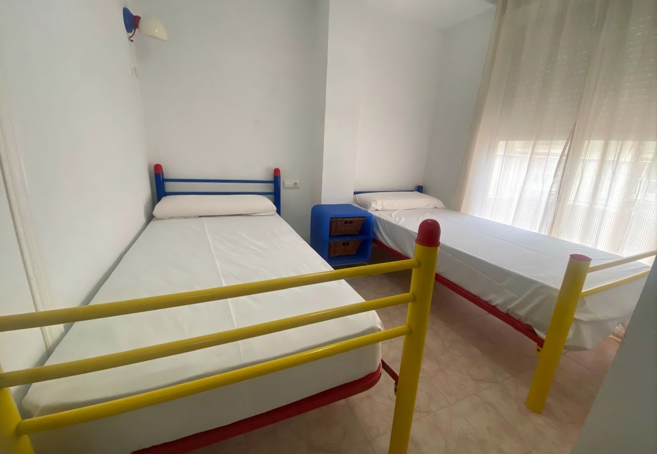 Ferienwohnung in Playa de Xeraco - Parquemar III-IV bl.I esc.B 4º pta.8 Solo Familias