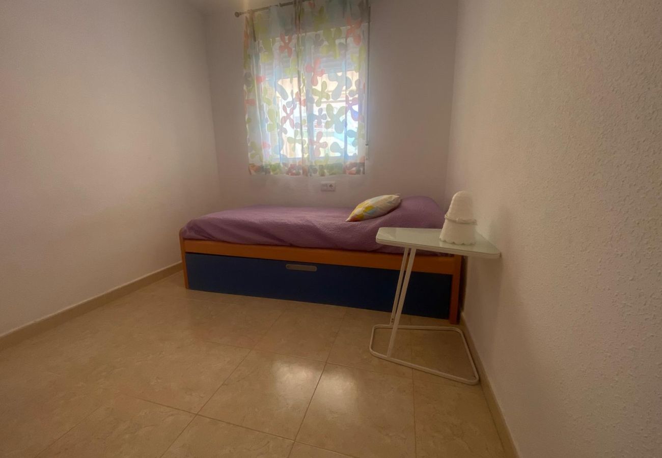 Ferienwohnung in Playa de Xeraco - 4.Delfines III bl.IV esc.2 1º pta.4