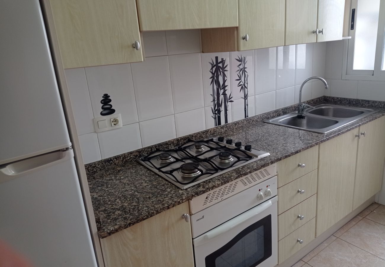 Ferienwohnung in Playa de Xeraco - Bitácora II esc.II 4º pta.7 Solo Familias! 