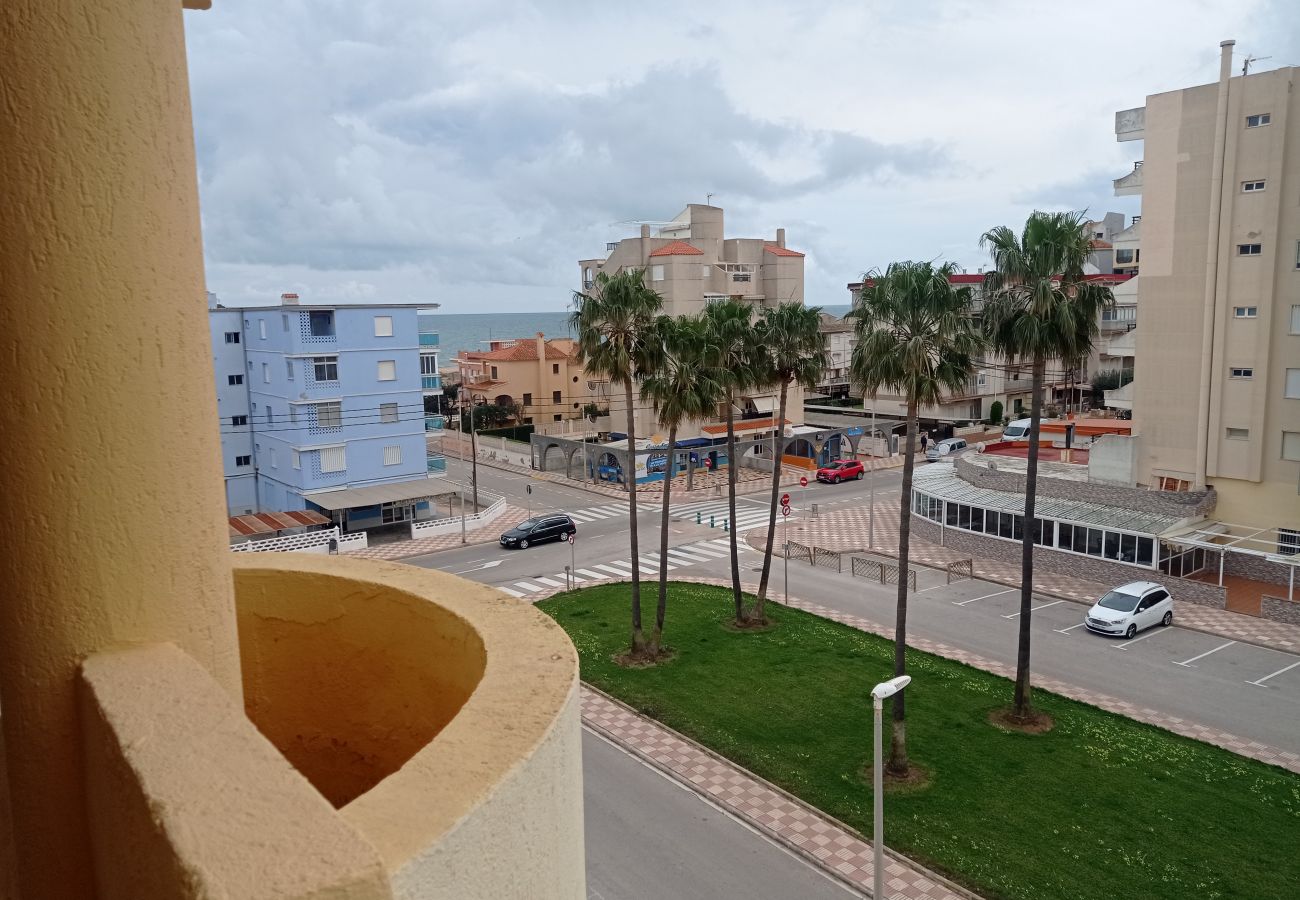 Ferienwohnung in Playa de Xeraco - Bitácora II esc.II 4º pta.7 Solo Familias! 