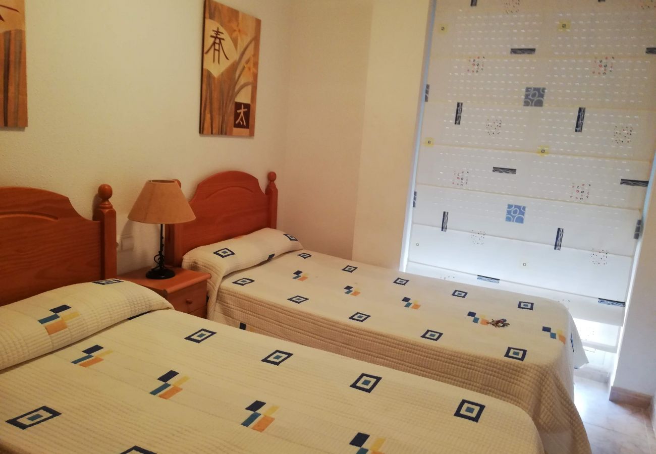 Ferienwohnung in Playa de Xeraco - 4.Parquemar III-IV bl.I esc.B 3º pta.6