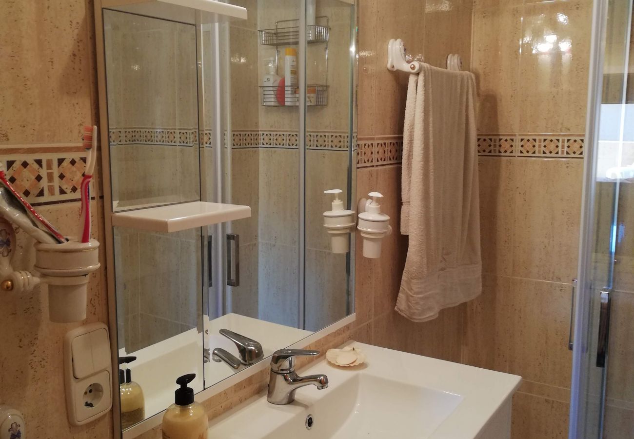 Ferienwohnung in Playa de Xeraco - 4.Naranjos II esc.2 7º pta.14 ático