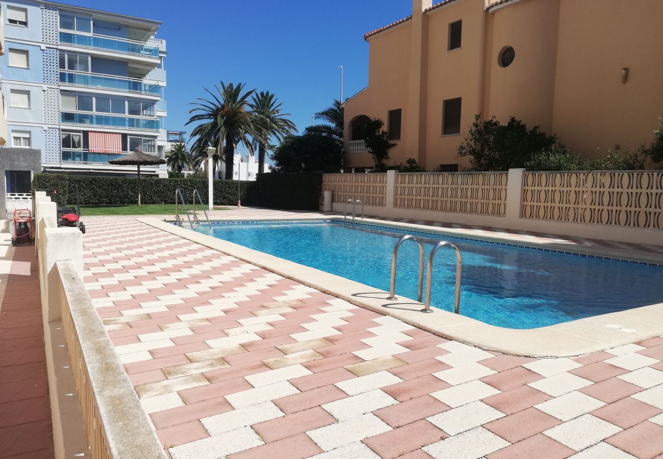 Ferienwohnung in Playa de Xeraco - Caribe 1º Solo Familias