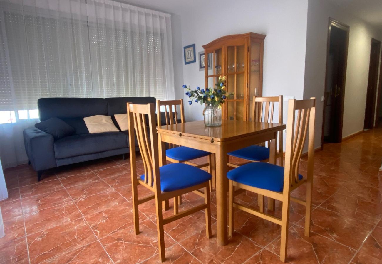 Ferienwohnung in Playa de Xeraco - Avda La Mota 1º B Solo Familias!
