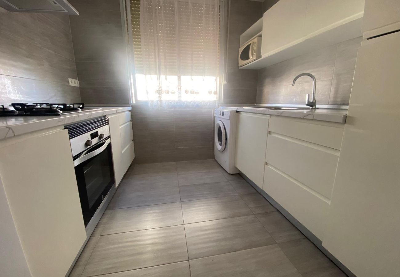 Ferienwohnung in Playa de Xeraco - Avda La Mota 1º  Solo Familias!