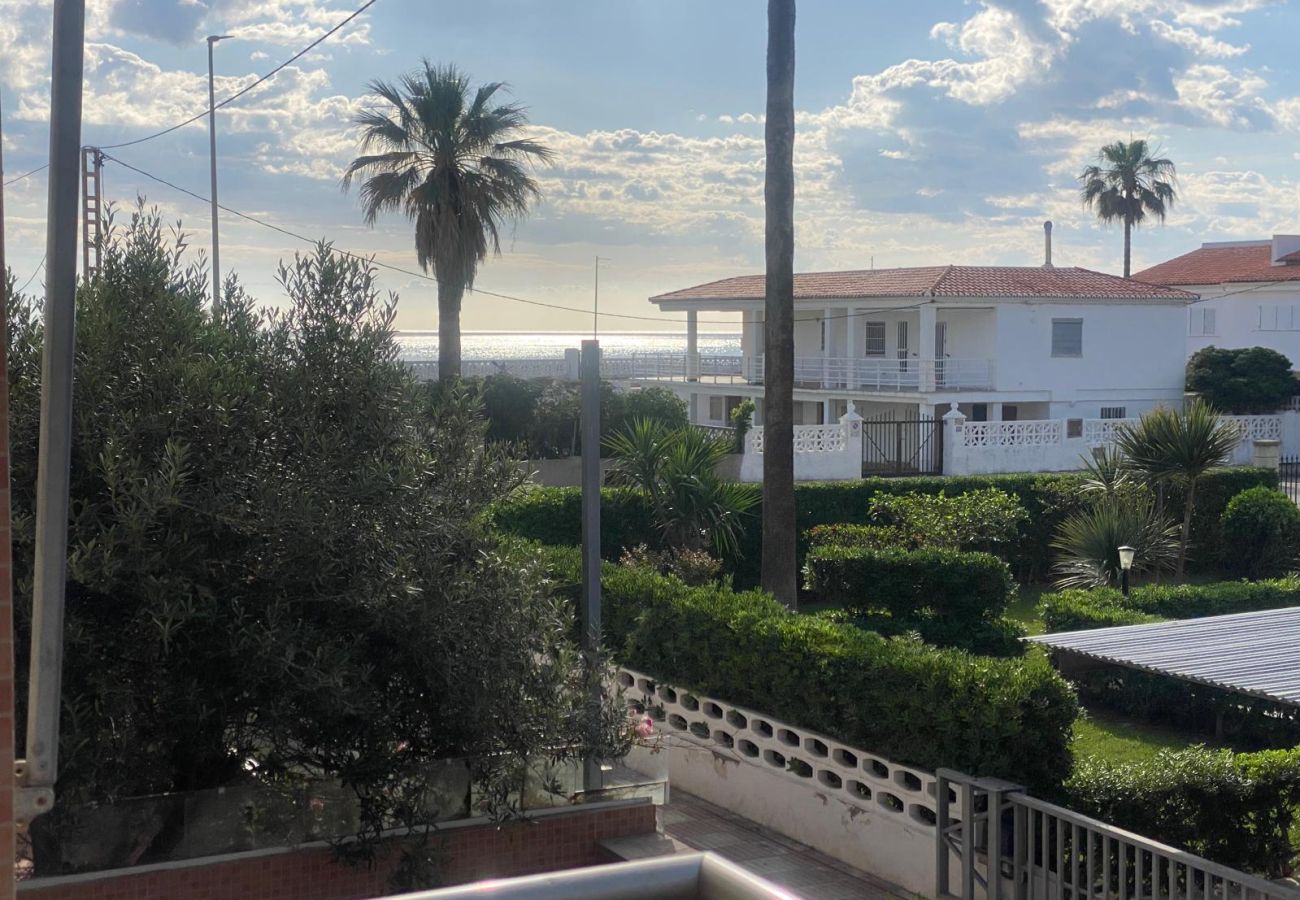 Ferienwohnung in Playa de Xeraco - Avda La Mota 1º  Solo Familias!