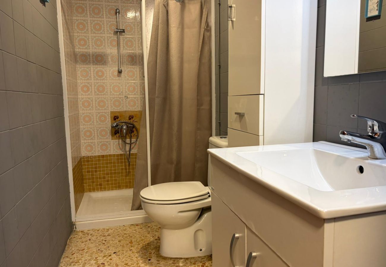 Ferienwohnung in Playa de Xeraco - WIMPY esc.B 1º pta.3 Solo Familias