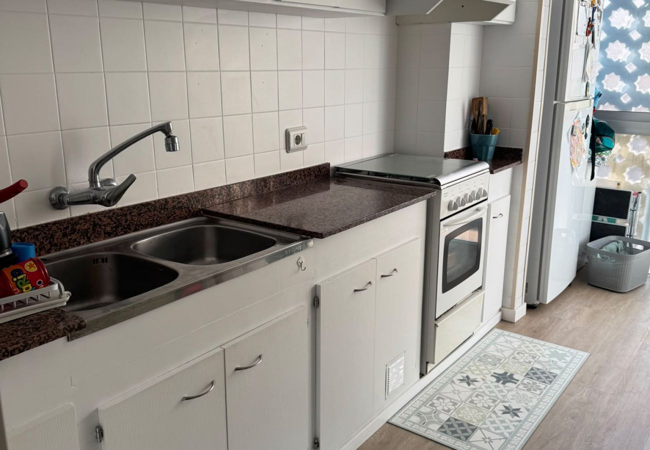 Ferienwohnung in Playa de Xeraco - Primavera esc.D 1º pta.2 Solo Familias!