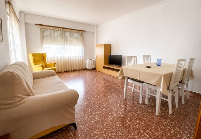 Ferienwohnung in Xeraco Playa - Maripatri esc.1 3º Solo Familias