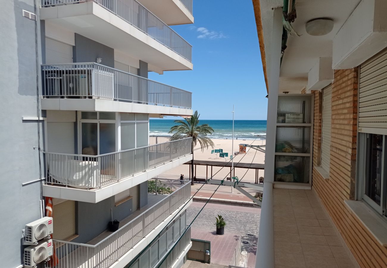 Ferienwohnung in Playa de Gandía - 1.Mar Blau esc.I 3º pta 6