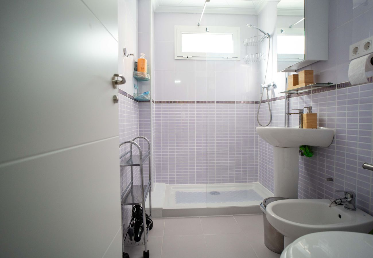 Ferienwohnung in Playa de Gandía - 1.Capricho esc.III bajo izda. B