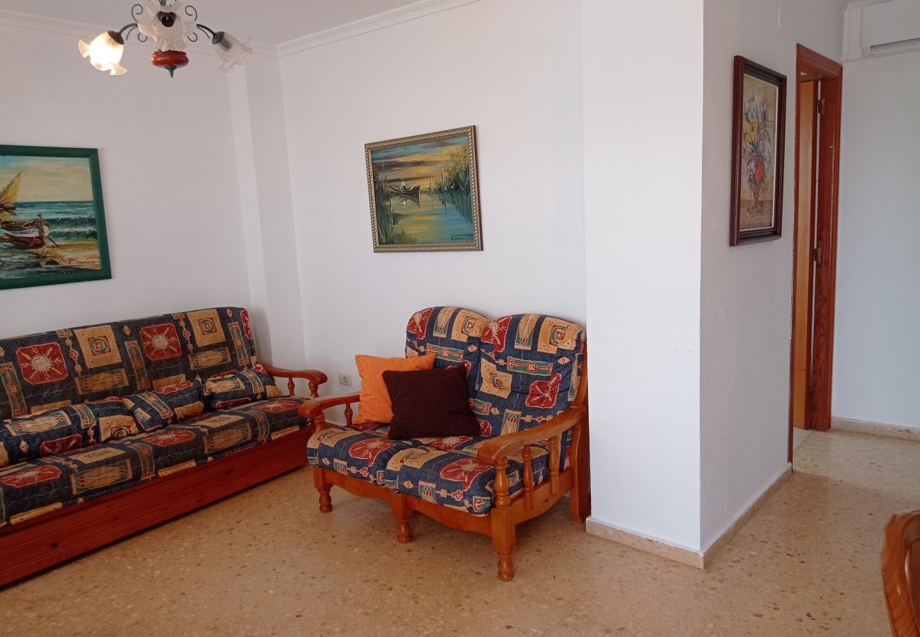 Ferienwohnung in Playa de Xeraco - Perla III bl.I 6º B (garaje 26)