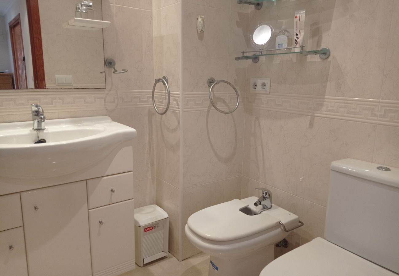Ferienwohnung in Playa de Gandía - 1.Bahamas I esc.II 8º pta.15