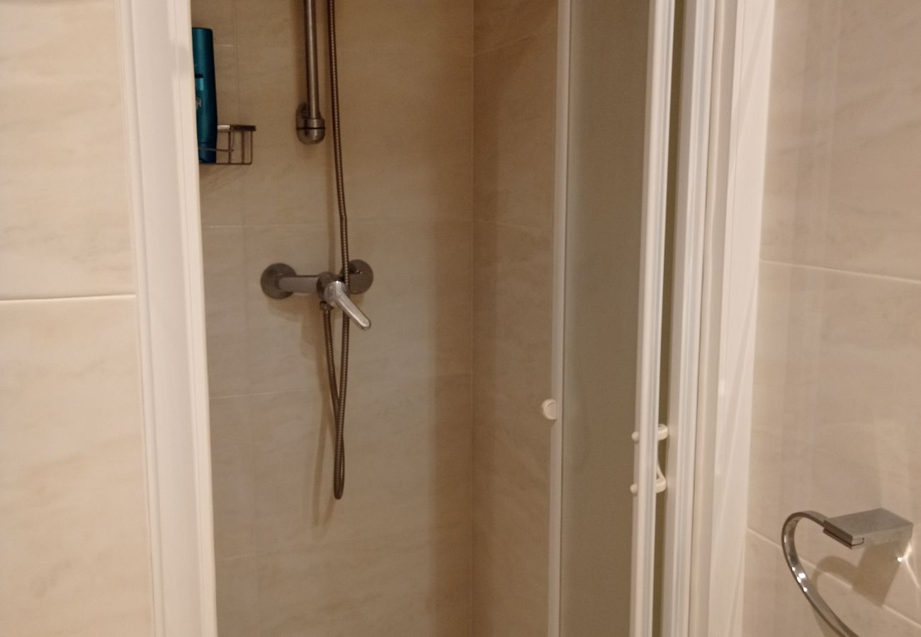 Ferienwohnung in Playa de Gandía - 1.Bahamas I esc.II 8º pta.15