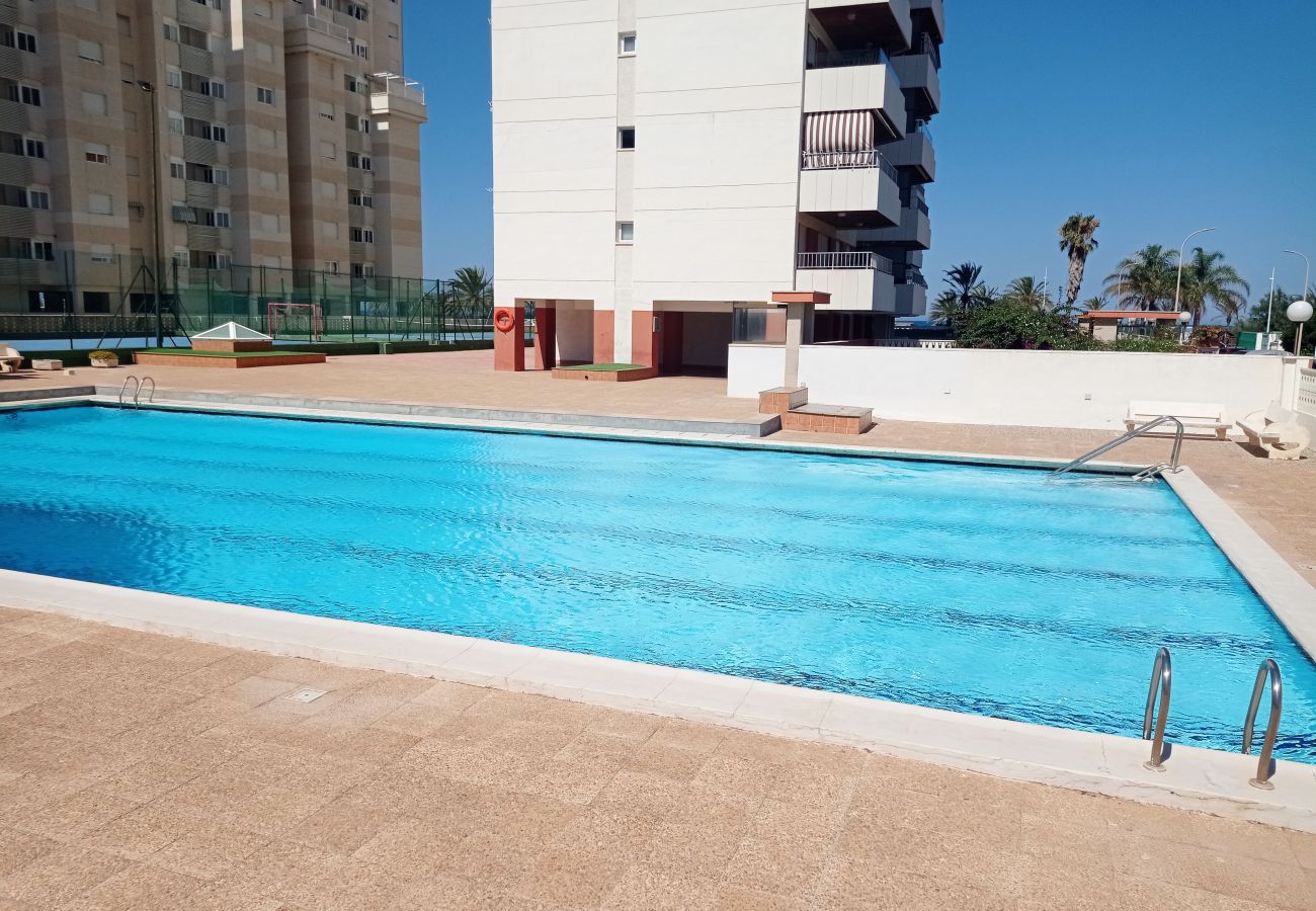 Ferienwohnung in Playa de Gandía - 1.Bahamas I esc.II 8º pta.15