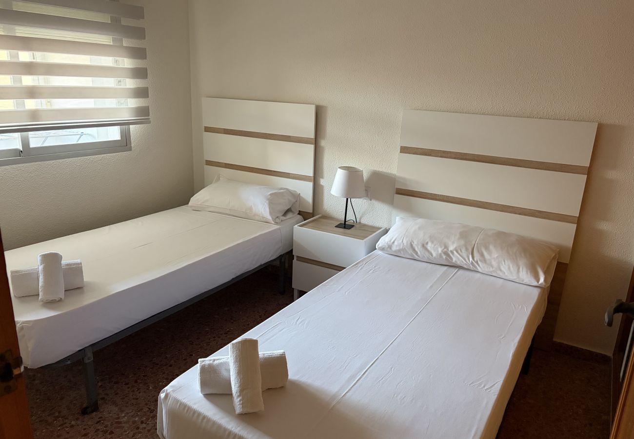 Ferienwohnung in Playa de Gandía - 1.Las Americas esc.5 3º pta.5