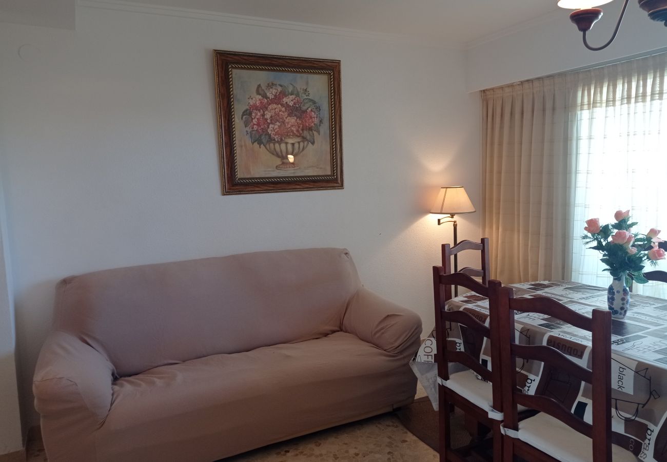 Ferienwohnung in Playa de Gandía - 1.Rioja Salinas III esc.2 5º D